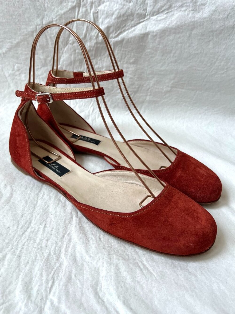 APC shoes flats EU 41 US 11 womens burnt orange red suede leather ankle strap